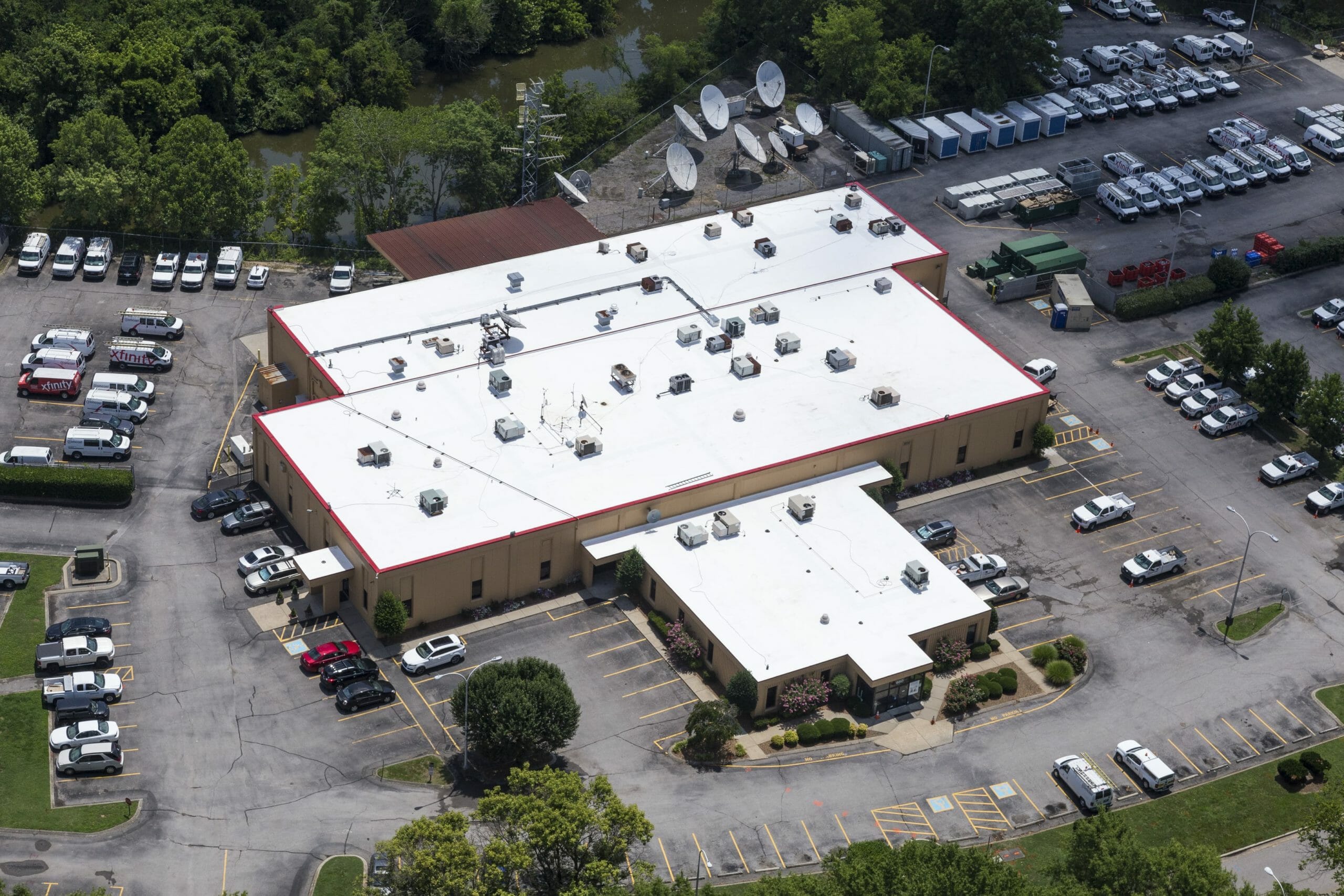 tips to prepare for commercial roofing service