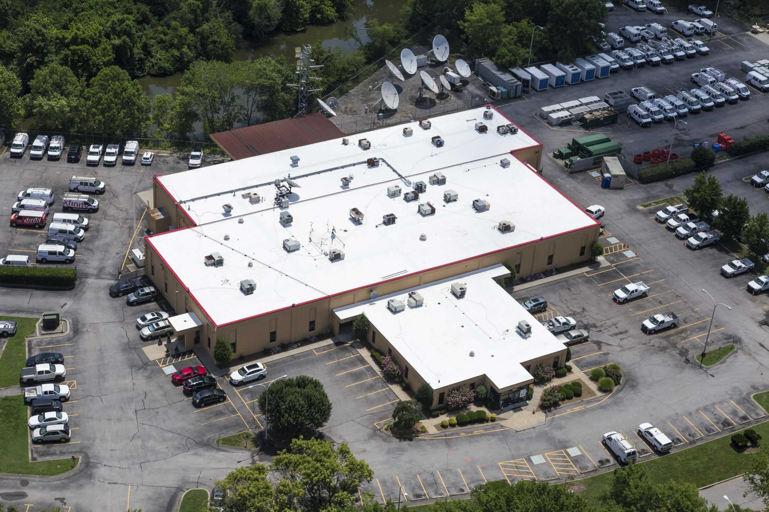 tips to prepare for commercial roofing service.